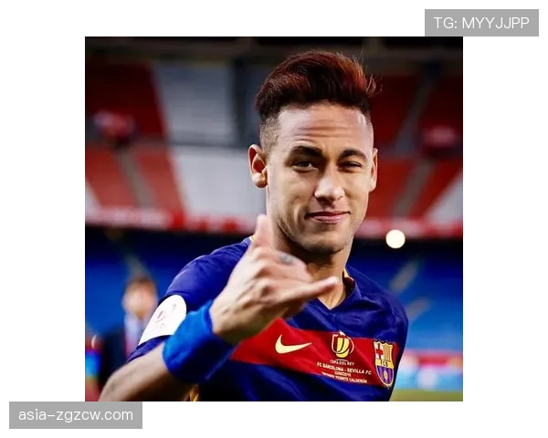 法兰克福中场乌尊转会传闻升温，英德西多队表达兴趣